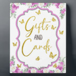 一羽の蝶が途中のテーブルに並んでいる フォトプラーク<br><div class="desc">このリストはギフトとカードのサインのために"小さな蝶は彼女の道にある"テーブルのサインを表している。</div>