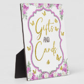 一羽の蝶が途中のテーブルに並んでいる フォトプラーク (側面)