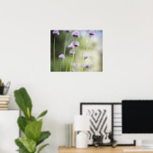 一般的な園芸植物の紫色の花が成長 ポスター (ホームオフィス)