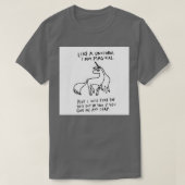 一角獣のように私は魔法だ Tシャツ (デザイン正面)