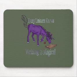 一角獣(ユニコーン書)は誰でも不思議だと知っている マウスパッド