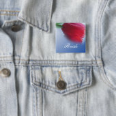 一輪の赤いチューリップの花 缶バッジ (インサイチュ)