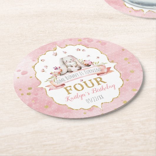 一部のバニーが4歳の誕生日を迎える ラウンドペーパーコースター (アングル)