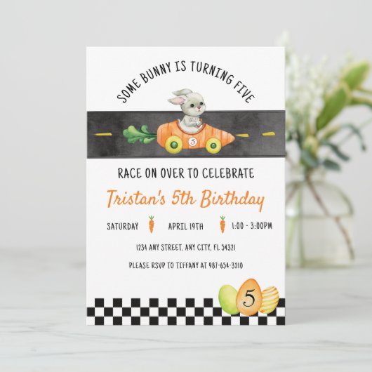 一部のバニーが5つのイースターバニーのレースを回している 招待状 (スタンド正面)