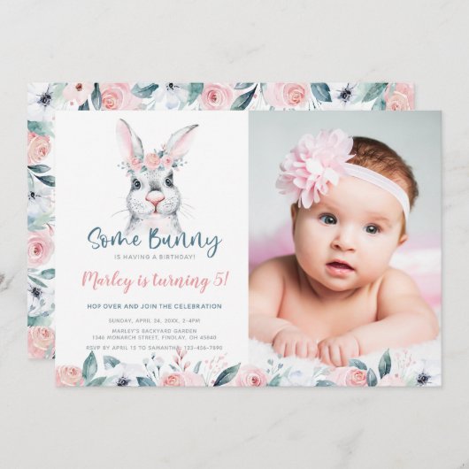 一部のバニーは誕生日、任意の年齢写真を持っている 招待状 (正面/裏面)