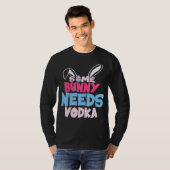 一部のバニーはVodkaイースター飲み会Oを必要とする Tシャツ (正面フル)