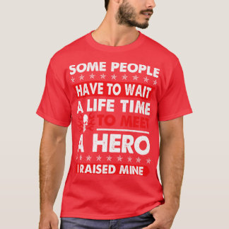一部の人々は、ライフタイム整備士Mech待つ必要がある Tシャツ