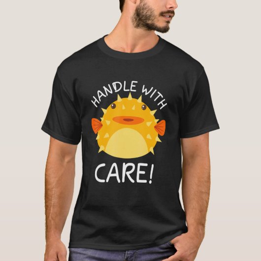 丁寧に扱ってください フグ 河豚 Tシャツ (正面)