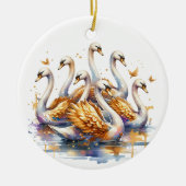 七羽の白鳥が泳いでいる | クリスマスの12日 セラミックオーナメント (正面)