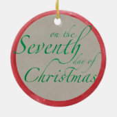 七羽の白鳥が泳ぐクリスマスの飾り セラミックオーナメント (裏面)