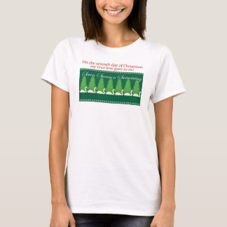 七羽の白鳥の水泳 Tシャツ