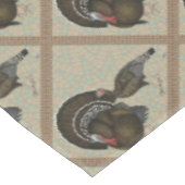 七面鳥の標準的な青銅色のポートレート テーブルクロス (アングル)