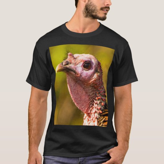 七面鳥のTシャツを閉じて身に着ける Tシャツ (正面)