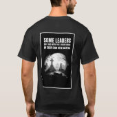 万能の政治的喪 Tシャツ (裏面)