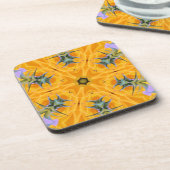 万華鏡のように千変万化するパターンイエローサンフラワー花びら コースター (左側)
