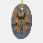 万華鏡のように千変万化するパターンキリン・マンダラ:抽象芸術・サファリ・アート セラミックオーナメント (右)