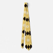 万華鏡のように千変万化するパターンデザインブライトイエロースター ネクタイ (裏面)