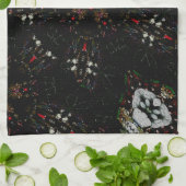 万華鏡のように千変万化するパターンデザインブラックレッドフローラルパターン キッチンタオル (折り畳み)