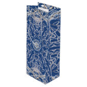 万華鏡のように千変万化するパターンブライトブルー，白独身の星 ワインギフトバッグ (正面アングル)