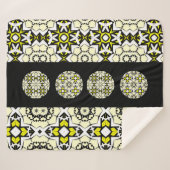 万華鏡のように千変万化するパターン九巻 シェルパブランケット (正面(横))