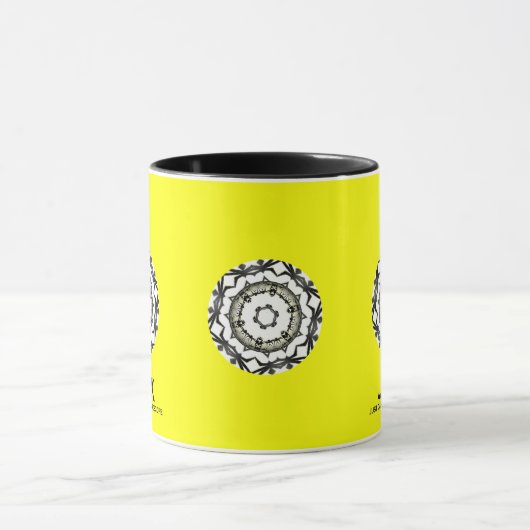 万華鏡のように千変万化するパターン十三巻 マグカップ (中央)