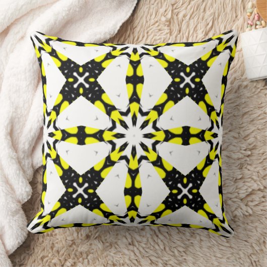 万華鏡のように千変万化するパターン十九巻 クッション (ブランケット)