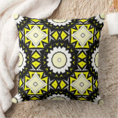 万華鏡のように千変万化するパターン十二巻 クッション (ブランケット)