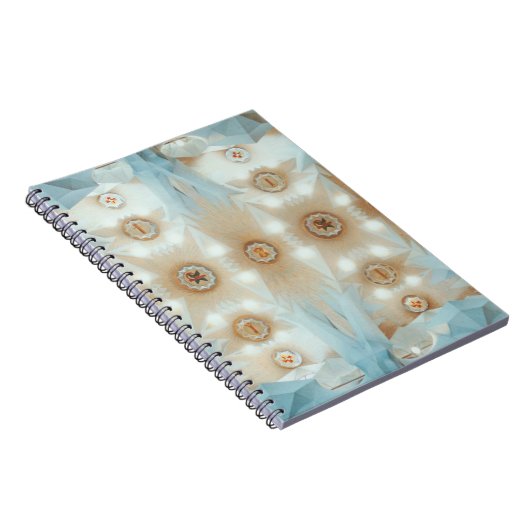 万華鏡のように千変万化するパターン天井写真 ノートブック (右側)