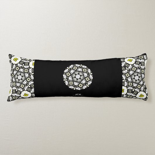 万華鏡のように千変万化するパターン第2巻 ボディピロー (正面)