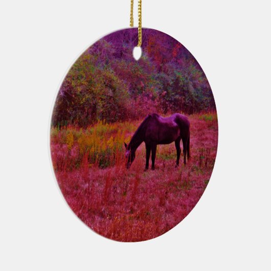 万華鏡のように千変万化するパターン色田の馬 セラミックオーナメント (右)