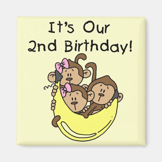 三つ子の二番目 – 2人の女の子と1人の男の子 マグネット (正面)