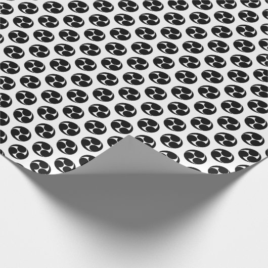 三つ巴伝統的柄 ラッピングペーパー (角)