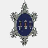 三バイキング剣の柄 スノーフレークピューターオーナメント (左)