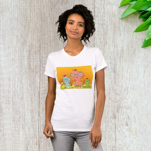 三人の不思議な生き物の女Tシャツ Tシャツ