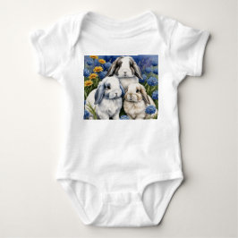 三匹のロップイヤーラビット ベビーボディスーツ