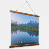 三姉妹の山の風景を夜明けに 吊り下げ型タペストリー (傾斜あり)