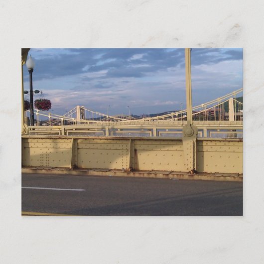 三姉妹の橋の上の部分的に曇った日 ポストカード (正面)