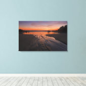 三日月が夕空に沈む キャンバスプリント (インサイチュ (ウッドフロア))