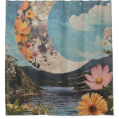 三日月の上の穏やかな風景 シャワーカーテン (正面)