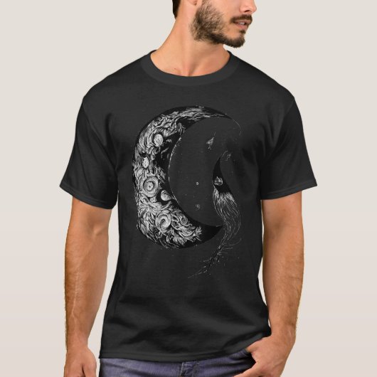 三日月の魔女の美星占いゴシック Tシャツ (正面)