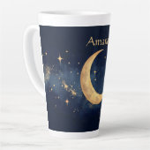 三日月パーソナライズされたと星の夜空 カフェラテマグ (左アングル)