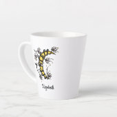 三日月包まれた（花のタトゥー）スタイル名 カフェラテマグ (左アングル)