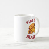 三日月形のホットドッグ転がのジャンクフードの豚 コーヒーマグカップ (正面右)