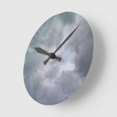 三日月形の雲 ラウンド壁時計 (傾斜)