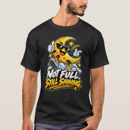 三日月 — 満ちていなくても輝いている Tシャツ