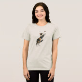 三毛猫と蝶の水彩デザインの女性用 トライブレンドＴシャツ (正面全面)