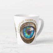 三目得目の目を使う カフェラテマグ (右アングル)