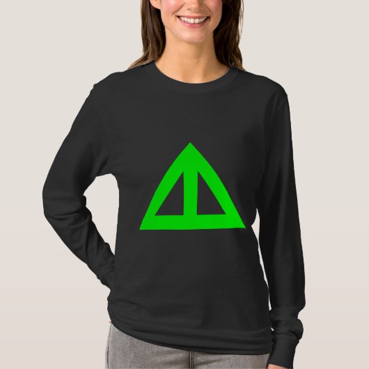 三角形の分割矢印 Tシャツ (正面)