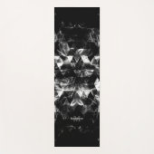 三角形ジオメトリ白黒パターンモノグラム ヨガマット (正面)