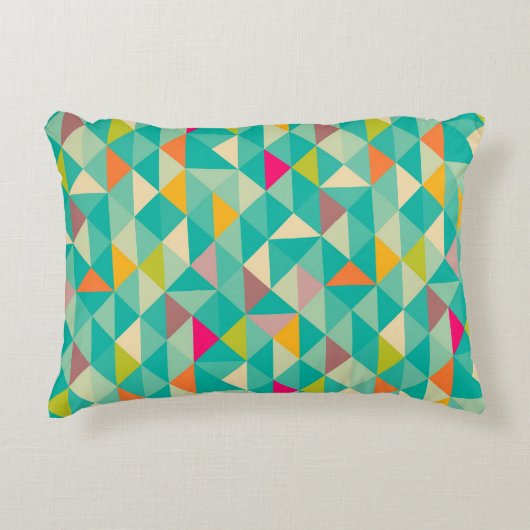 三角形パターン アクセントクッション (正面)